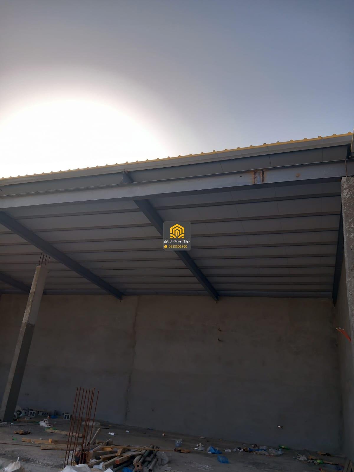 كيفية تركيب مظلات ساندوتش بانل بأعلى جودة